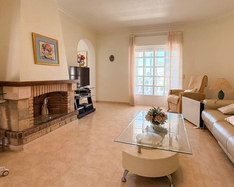 4 soveværelse Villa til salg i Ciudad Quesada med swimmingpool garage - € 734.000 (Ref: 9797650)