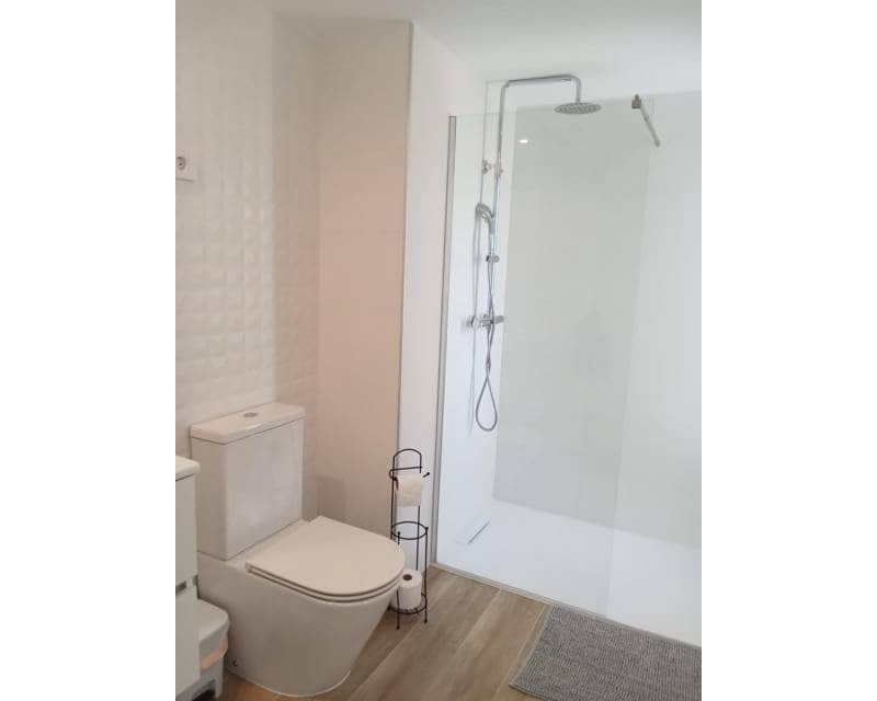 2 soveværelse Lejlighed til salg i Punta Prima med swimmingpool garage - € 539.000 (Ref: 9802884)