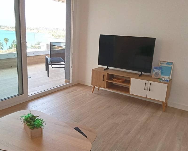 2 soveværelse Lejlighed til salg i Punta Prima med swimmingpool garage - € 539.000 (Ref: 9802884)