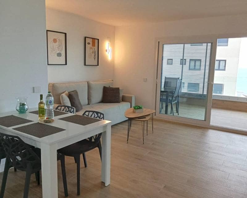 2 soveværelse Lejlighed til salg i Punta Prima med swimmingpool garage - € 539.000 (Ref: 9802884)