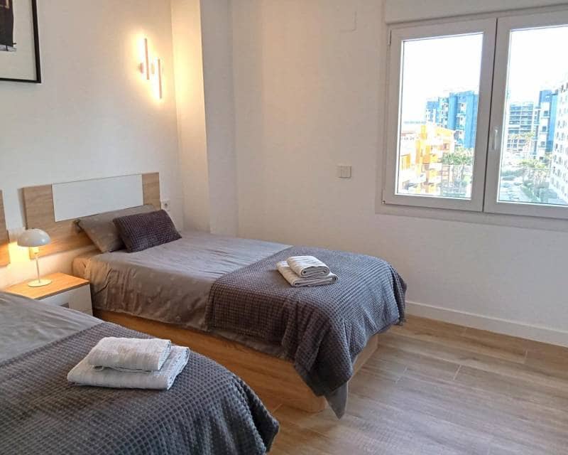 2 soveværelse Lejlighed til salg i Punta Prima med swimmingpool garage - € 539.000 (Ref: 9802884)