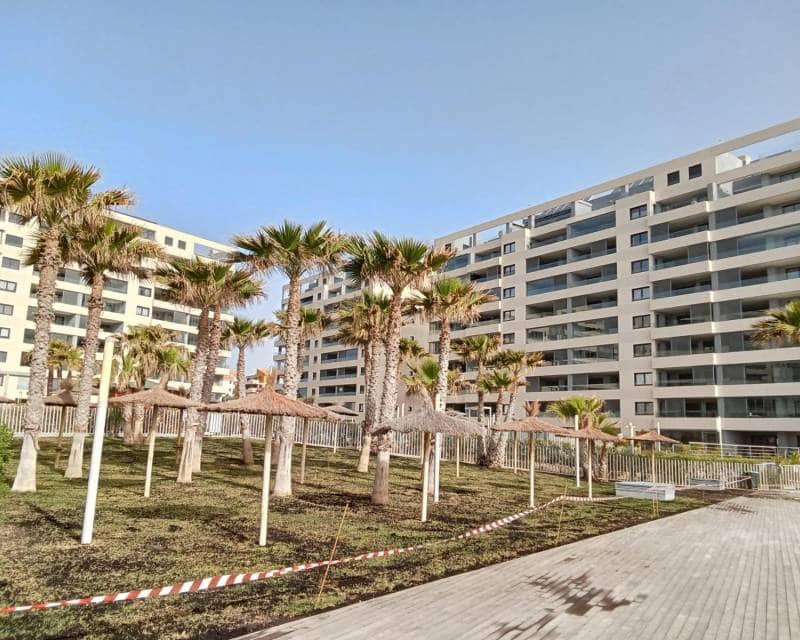 2 bedroom Apartment for sale in Punta Prima with garage - € 509,000 (Ref: 9805279)