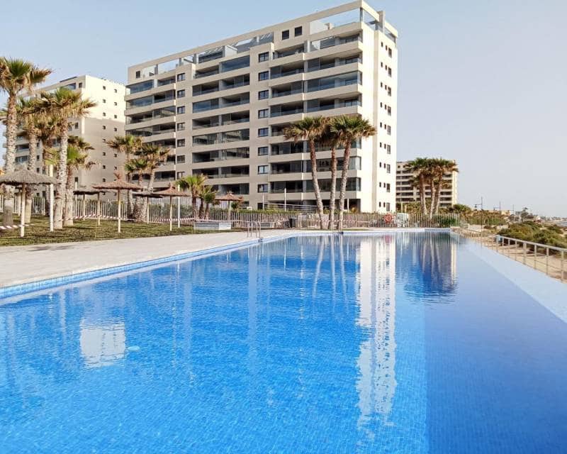2 bedroom Apartment for sale in Punta Prima with garage - € 509,000 (Ref: 9805279)