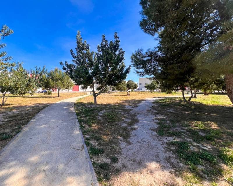 2 quarto Apartamento para venda em Almoradi com garagem - 105 000 € (Ref: 9805607)