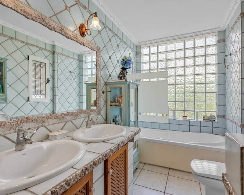 6 quarto Moradia para venda em La Mata com piscina garagem - 950 000 € (Ref: 9805786)