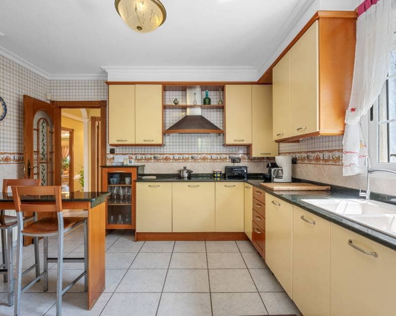 6 quarto Moradia para venda em La Mata com piscina garagem - 950 000 € (Ref: 9805786)