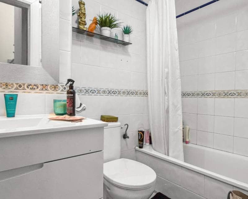 2 chambre Villa/Maison Mitoyenne à vendre à La Florida avec piscine - 179 900 € (Ref: 9807209)