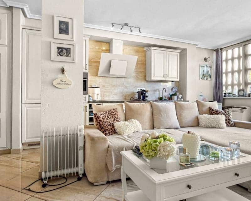 2 chambre Villa/Maison Mitoyenne à vendre à La Florida avec piscine - 179 900 € (Ref: 9807209)