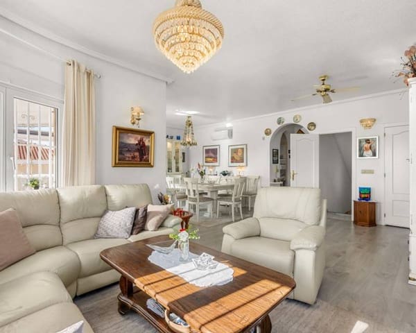 3 soveværelse Villa til salg i Ciudad Quesada, Rojales med swimmingpool garage - € 495.000 (Ref: 9808599)