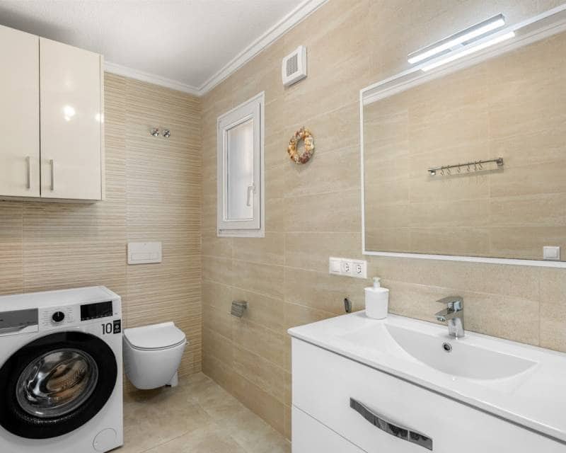 3 soveværelse Villa til salg i Ciudad Quesada med swimmingpool garage - € 495.000 (Ref: 9808599)