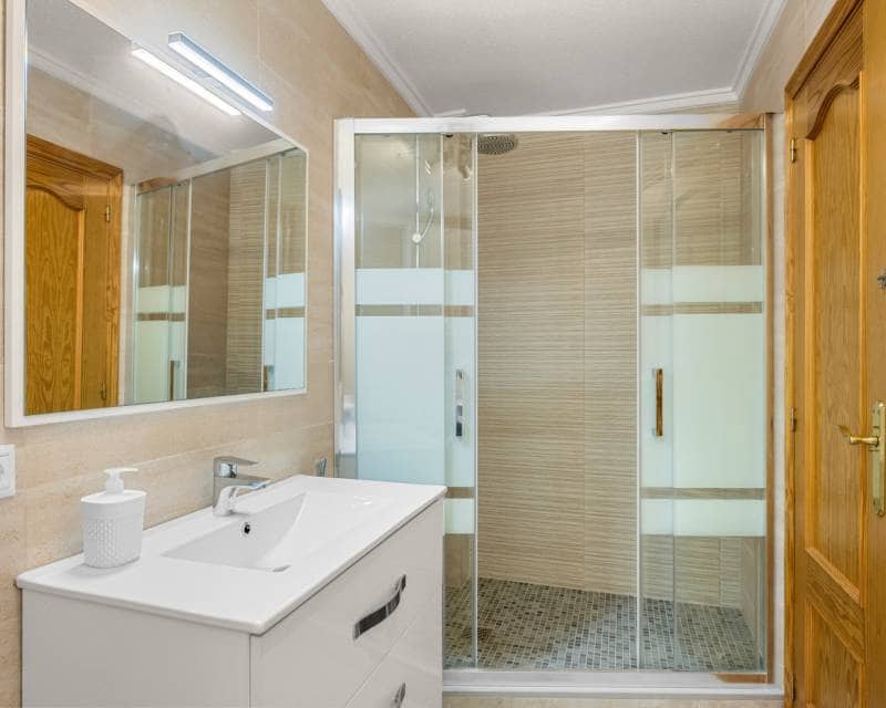 3 soveværelse Villa til salg i Ciudad Quesada med swimmingpool garage - € 495.000 (Ref: 9808599)