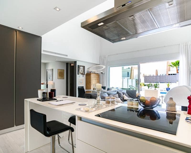 3 bedroom Villa for sale in Algorfa with pool garage - € 585,000 (Ref: 9809846)