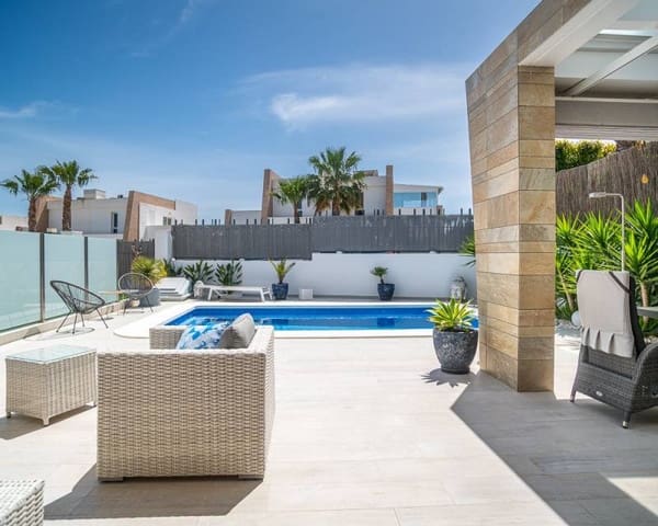 3 bedroom Villa for sale in Algorfa with pool garage - € 585,000 (Ref: 9809846)