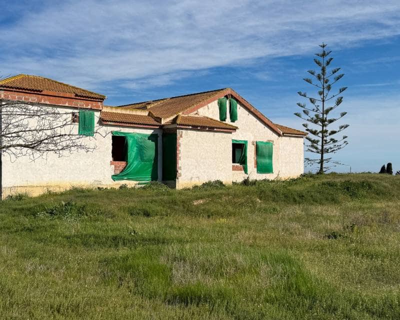 8 makuuhuone Maalaistalo myytävänä paikassa Guardamar del Segura - 490 000 € (Ref: 9810421)