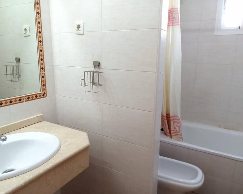 2 chambre Penthouse à vendre à La Veleta avec piscine garage - 258 150 € (Ref: 9814765)