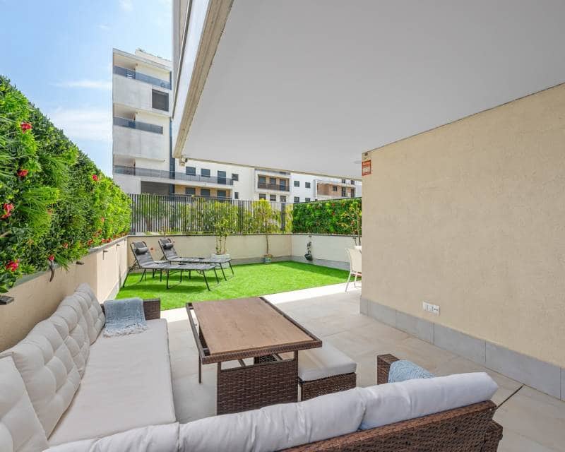 3 soveværelse Lejlighed til salg i Campoamor med swimmingpool - € 349.000 (Ref: 9816642)