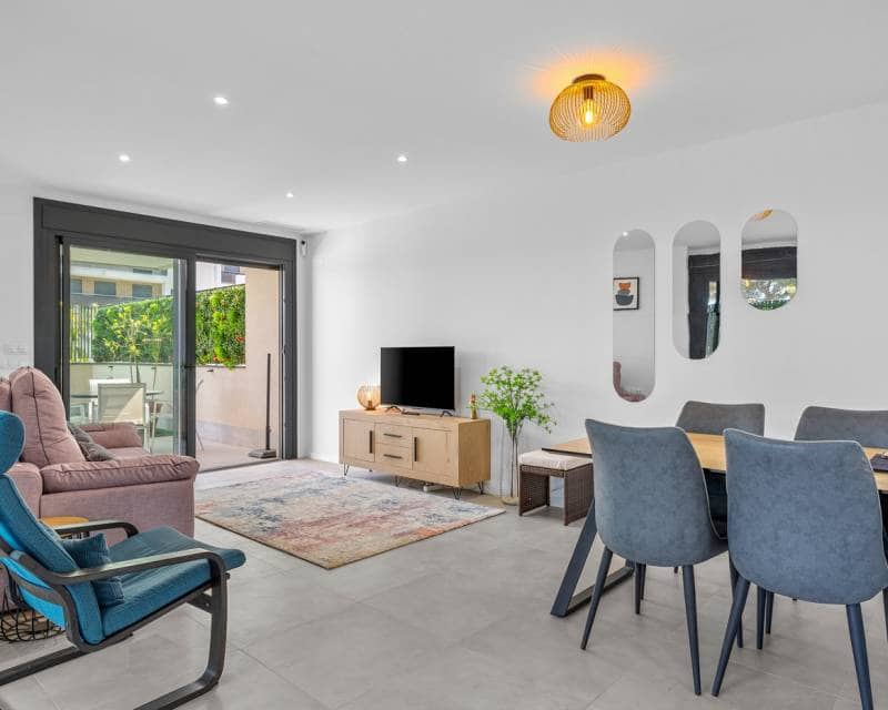 3 soveværelse Lejlighed til salg i Campoamor med swimmingpool - € 349.000 (Ref: 9816642)
