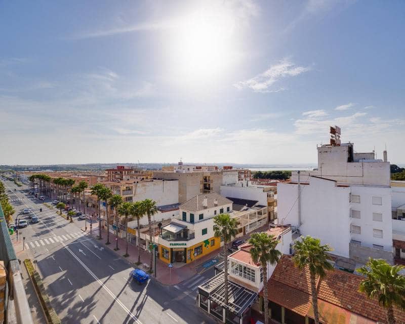 3 sypialnia Penthouse na sprzedaż w Torrevieja - 299 000 € (Ref: 9818626)