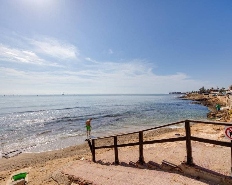 3 sypialnia Penthouse na sprzedaż w Torrevieja - 299 000 € (Ref: 9818626)