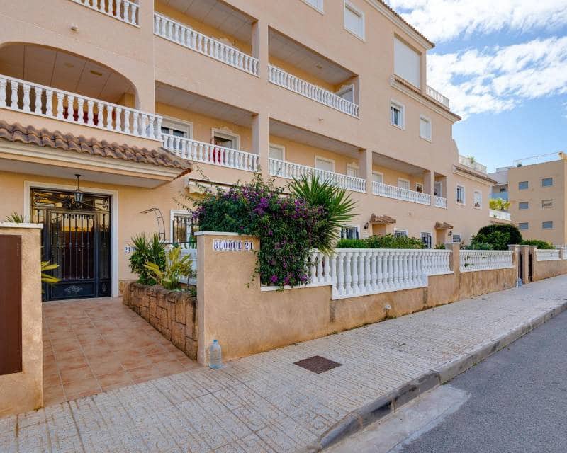 2 soverom Hus til salgs i Los Dolses med svømmebasseng garasje - € 199 000 (Ref: 9818855)