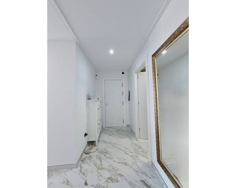 3 chambre Penthouse à vendre à Guardamar del Segura avec garage - 460 000 € (Ref: 9819249)
