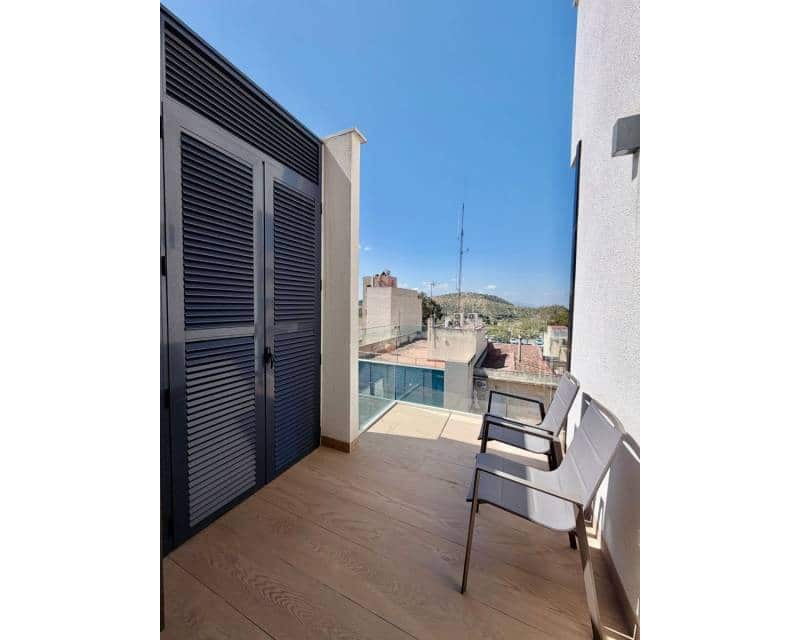3 chambre Penthouse à vendre à Guardamar del Segura avec garage - 460 000 € (Ref: 9819249)
