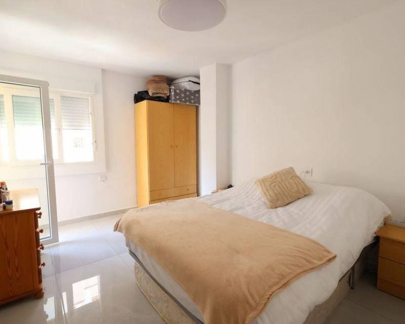 3 slaapkamer Appartement te koop in Torrevieja met garage - € 249.000 (Ref: 9821225)