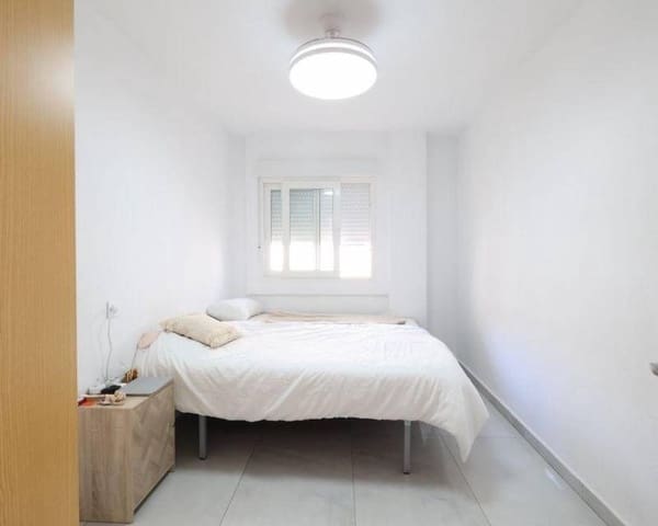 3 slaapkamer Appartement te koop in Playa del Acequión, Torrevieja met garage - € 249.000 (Ref: 9821225)