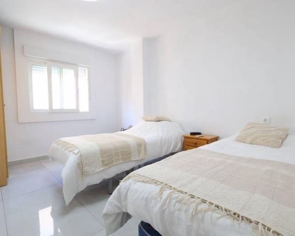 3 slaapkamer Appartement te koop in Playa del Acequión, Torrevieja met garage - € 249.000 (Ref: 9821225)