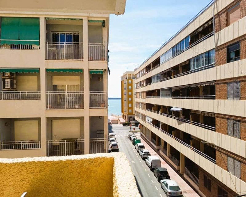 3 slaapkamer Appartement te koop in Torrevieja met garage - € 249.000 (Ref: 9821225)