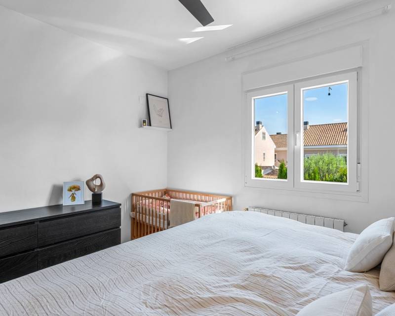 4 bedroom Terraced Villa for sale in Playa de San Juan with pool garage - € 669,000 (Ref: 9823786)