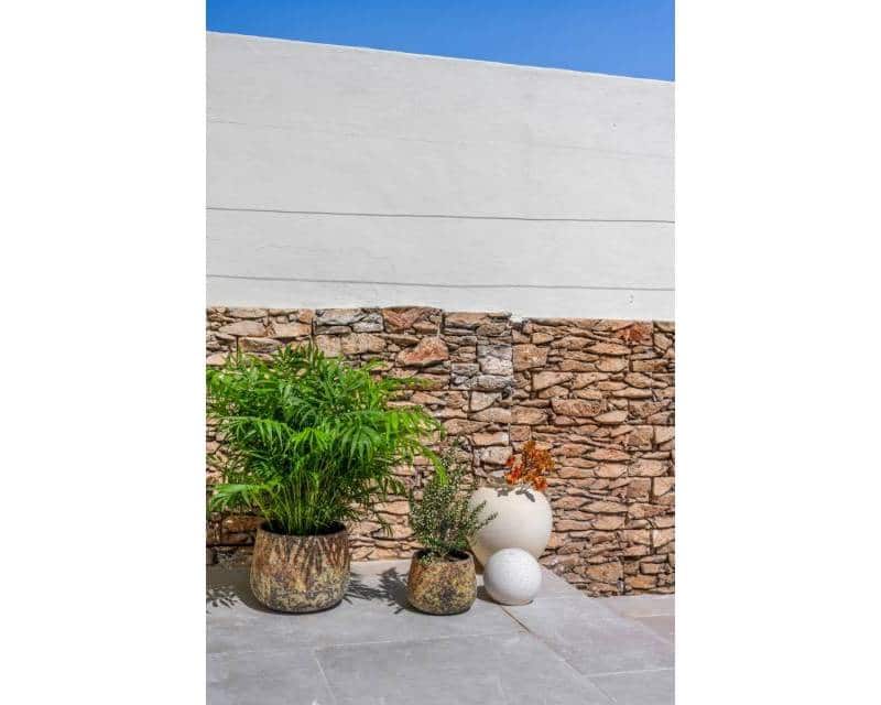 4 bedroom Terraced Villa for sale in Playa de San Juan with pool garage - € 669,000 (Ref: 9823786)