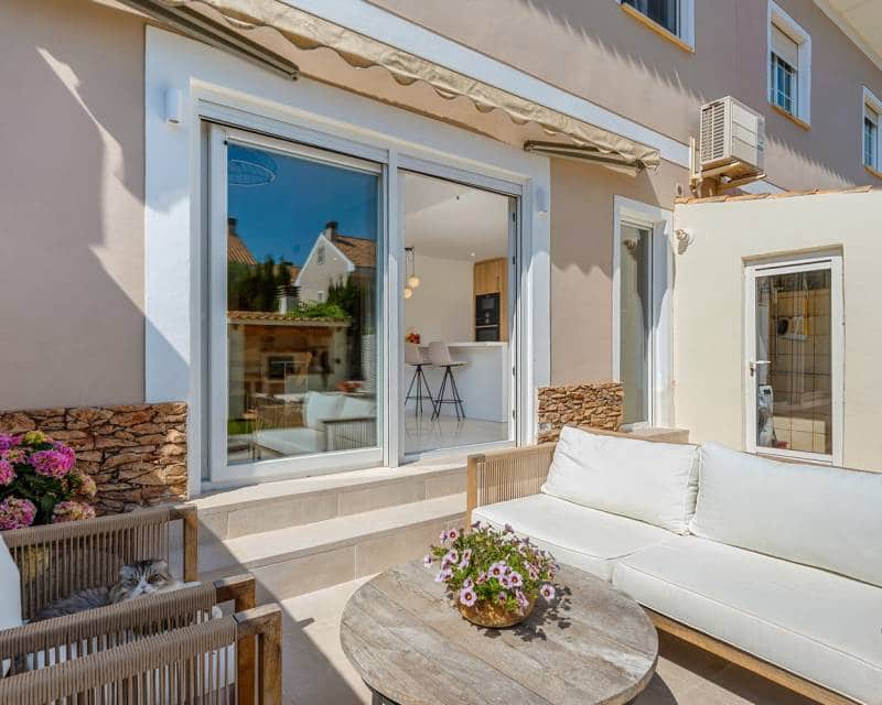 4 bedroom Terraced Villa for sale in Playa de San Juan with pool garage - € 669,000 (Ref: 9823786)