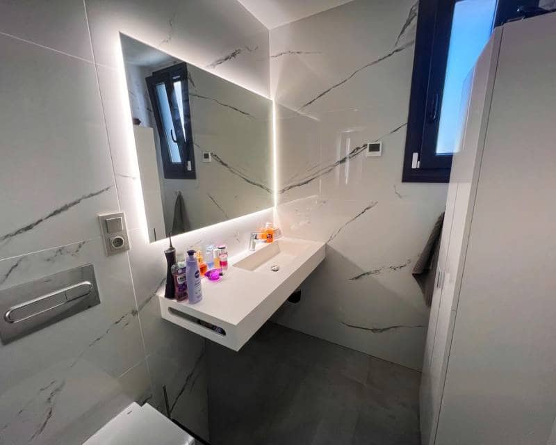 3 makuuhuone Huvila myytävänä paikassa Los Balcones mukana uima-altaan 
autotalli - 620 000 € (Ref: 9832772)