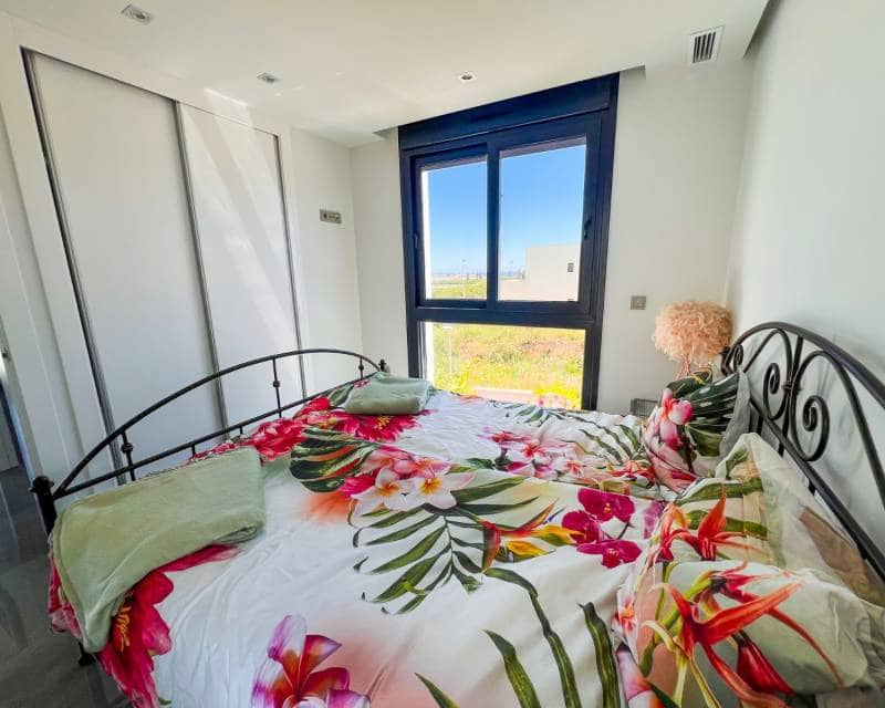 3 makuuhuone Huvila myytävänä paikassa Los Balcones mukana uima-altaan 
autotalli - 620 000 € (Ref: 9832772)