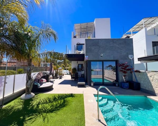 3 soveværelse Villa til salg i Los Balcones med swimmingpool garage - € 620.000 (Ref: 9832772)