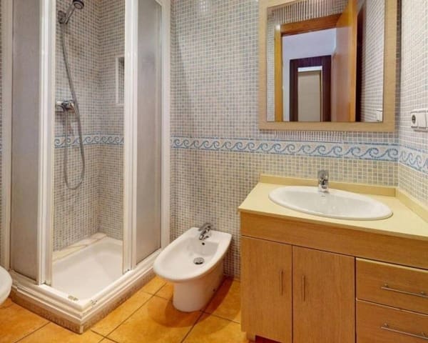 3 quarto Moradia em Banda para venda em Arenales del Sol, Elche / Elx com piscina garagem - 525 000 € (Ref: 9838320)
