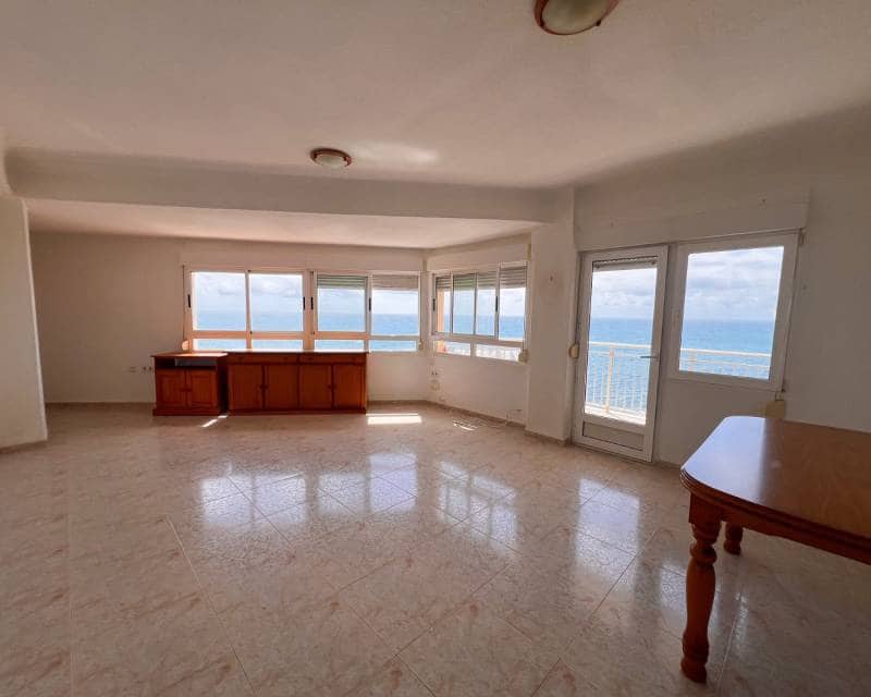 4 Zimmer Apartment zu verkaufen in Torrevieja mit Pool - 350.000 € (Ref: 9841327)