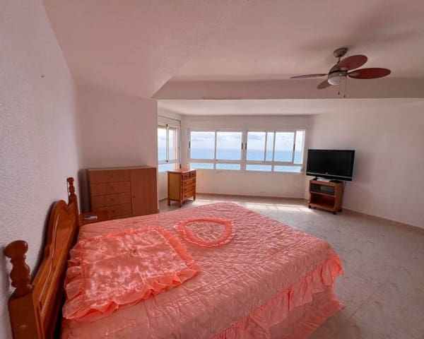 4 Zimmer Apartment zu verkaufen in Playa del Cura, Torrevieja mit Pool - 350.000 € (Ref: 9841327)