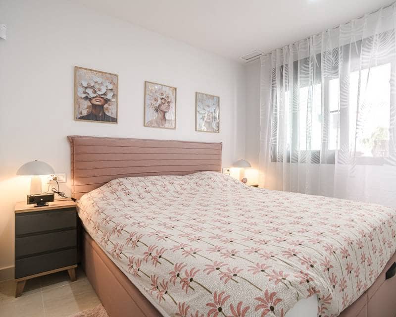 3 soverom Rekkehus til salgs i Los Balcones med svømmebasseng garasje - € 349 000 (Ref: 9841603)