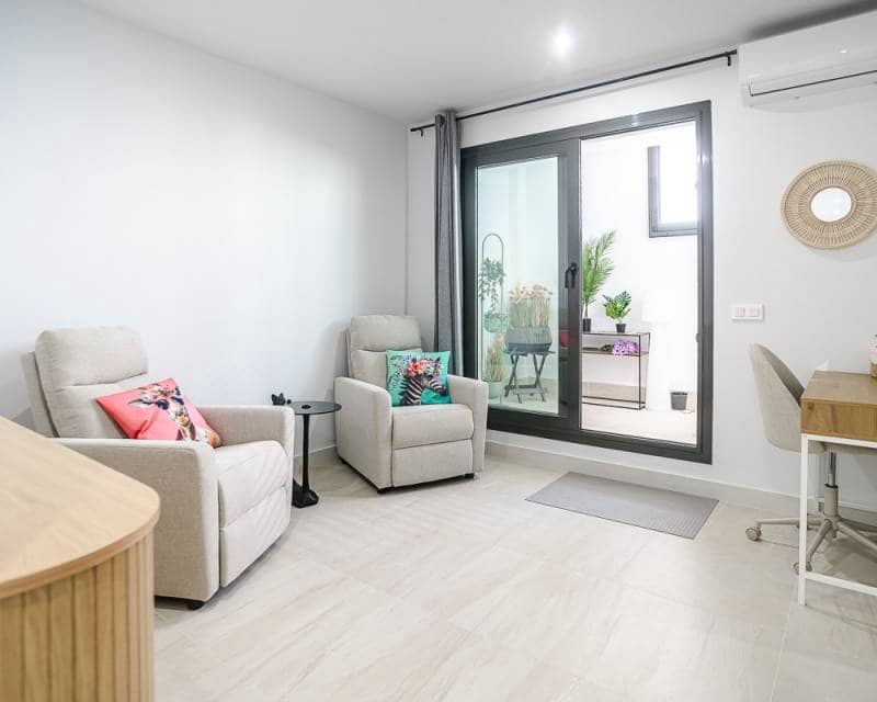 3 soverom Rekkehus til salgs i Los Balcones med svømmebasseng garasje - € 349 000 (Ref: 9841603)