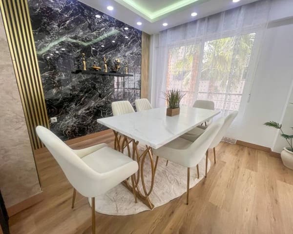 4 soverom Leilighet til salgs i Centro - Muelle Pesquero, Torrevieja - € 285 000 (Ref: 9841764)