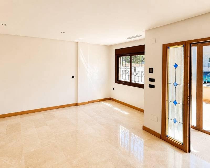 3 chambre Villa/Maison Mitoyenne à vendre à Guardamar del Segura avec piscine - 347 000 € (Ref: 9844578)
