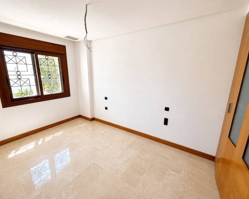 3 chambre Villa/Maison Mitoyenne à vendre à Guardamar del Segura avec piscine - 347 000 € (Ref: 9844578)