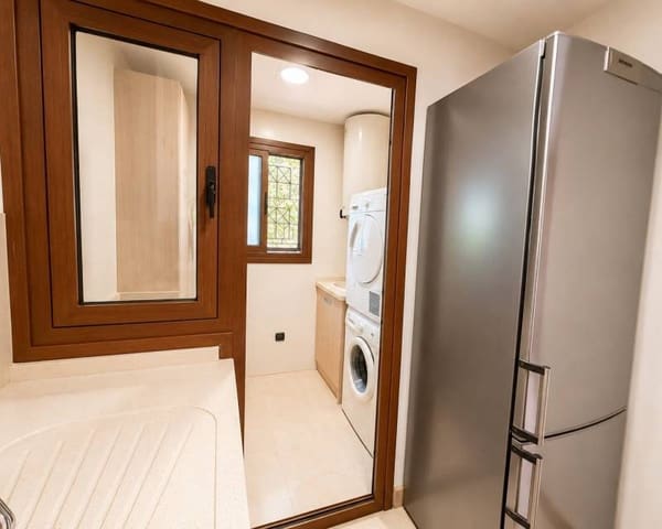 3 chambre Villa/Maison Mitoyenne à vendre à Los Secanos, Guardamar del Segura avec piscine - 347 000 € (Ref: 9844578)