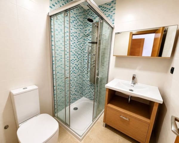 3 chambre Villa/Maison Mitoyenne à vendre à Los Secanos, Guardamar del Segura avec piscine - 347 000 € (Ref: 9844578)