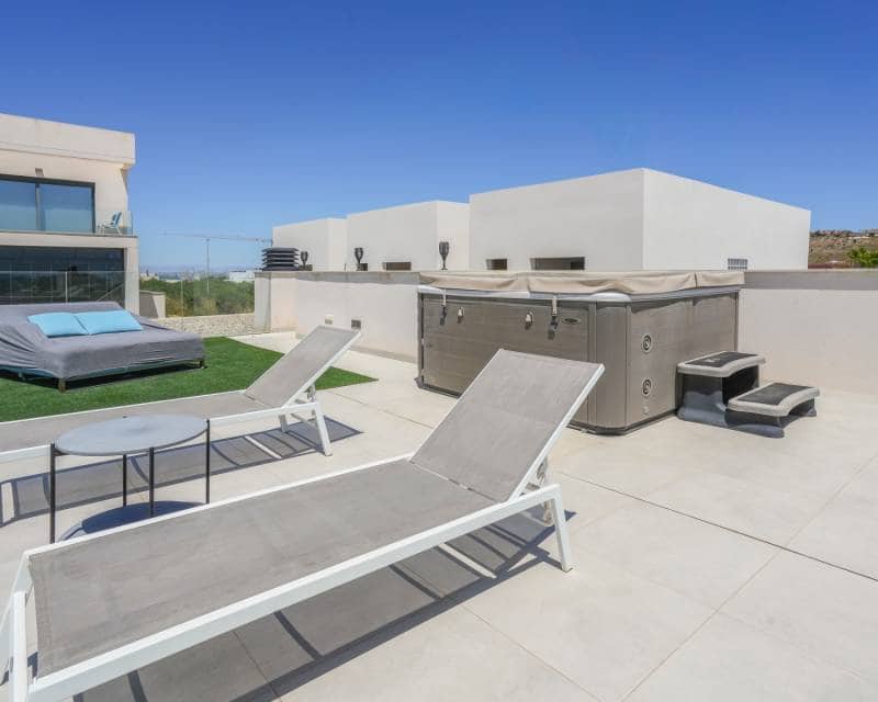 4 camera da letto Villa in vendita in Benijofar con piscina garage - 690.000 € (Rif: 9852165)