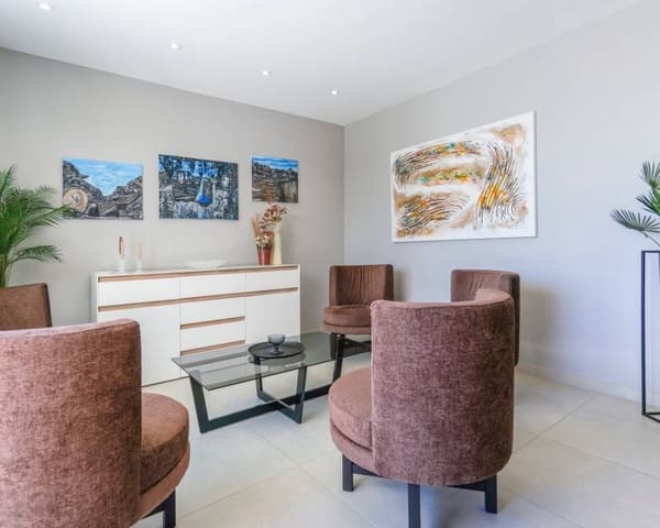 4 camera da letto Villa in vendita in Benijófar con piscina garage - 690.000 € (Rif: 9852165)