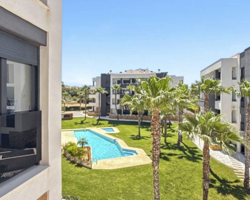 2 bedroom Apartment for sale in Los Altos with pool garage - € 259,000 (Ref: 9858965)