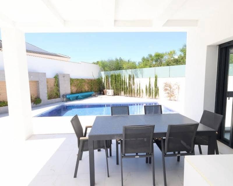 3 soveværelse Villa til salg i La Marquesa med swimmingpool garage - € 699.000 (Ref: 9860877)
